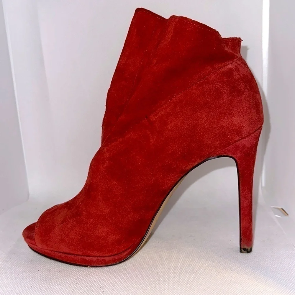 Vince Camuto Red Suede Peep-toe Stiletto Booties Size 8.5 - EUC